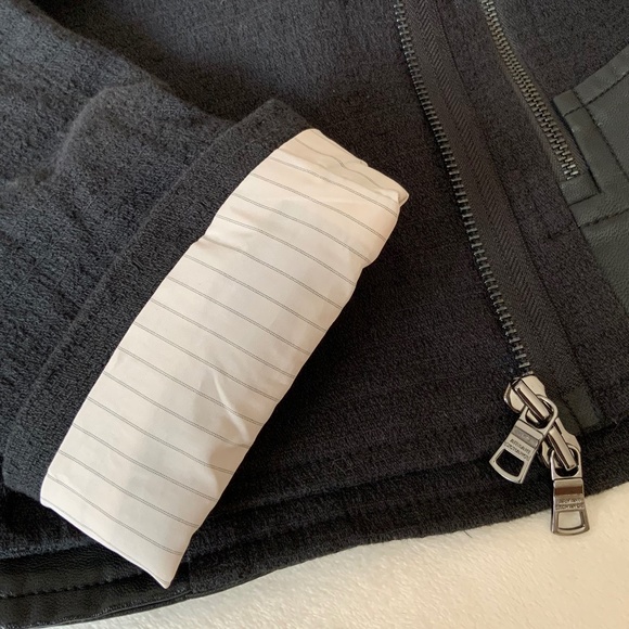Armani black jacket (small) - Picture 4 of 4